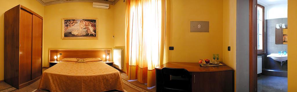 La Luna Guest House Firenze Bagian luar foto